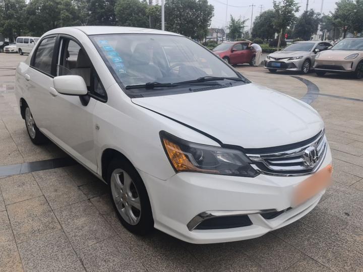 Everus S1 2013 1.5L AT Comfort photo 3