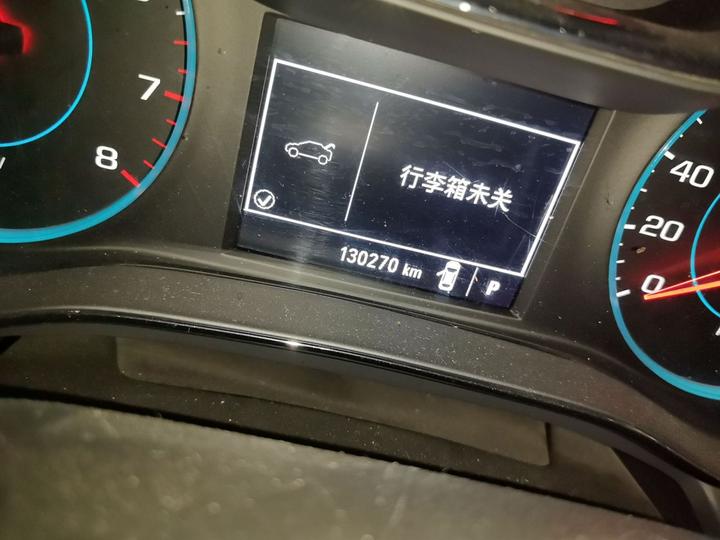 2018 320 AT photo 2
