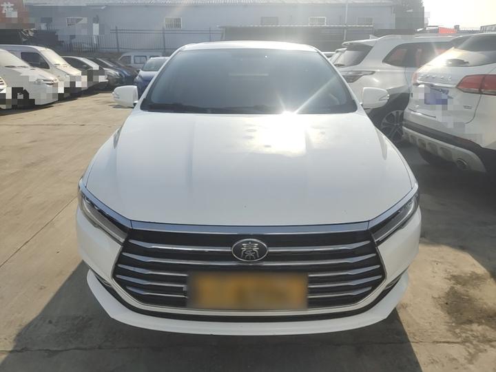 Qin 2019 1.5L AT Premium photo 2