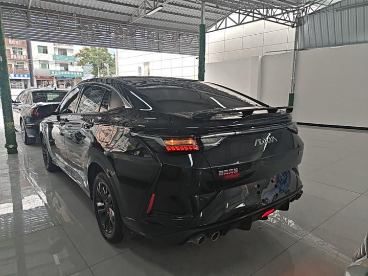 Yixuan 2023 1.5L AT LX photo 4