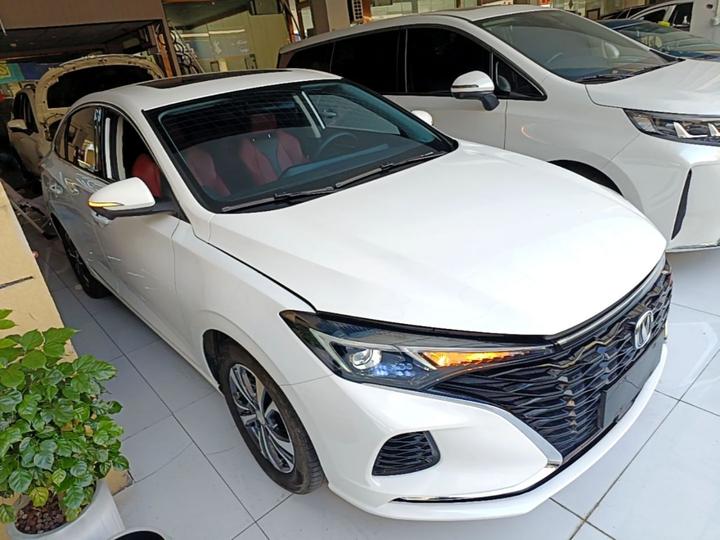 Eado 2021 PLUS NE 1.4T GDI DCT Premium photo 3
