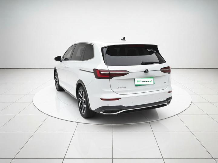 Viloran 2024 330TSI Luxury photo 4