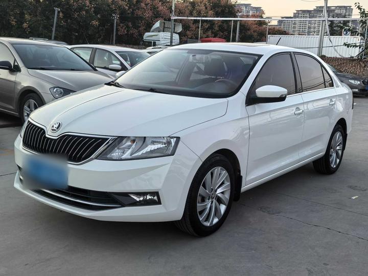 Rapid 2019 1.5L AT Comfort China VI