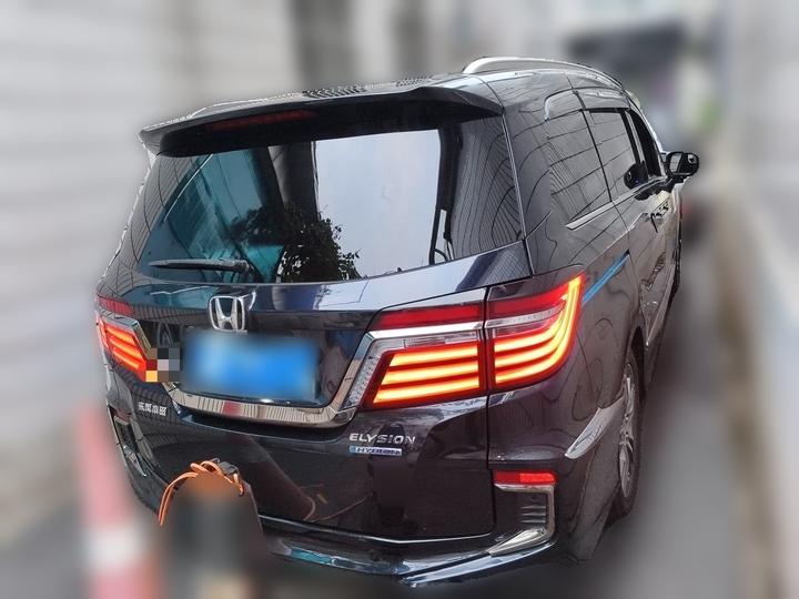 Elysion 2019 2.0L Hybrid Luxury photo 6