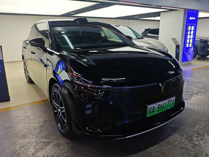 Voyah 2025 AWD Qiankun photo 3