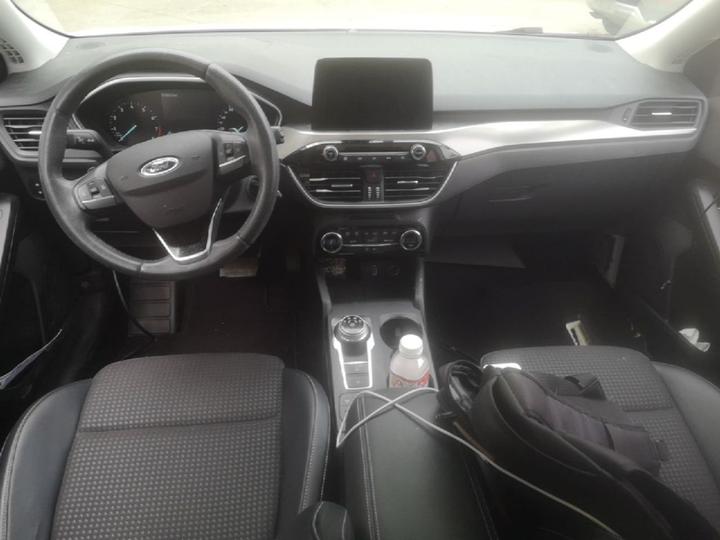 Focus 2019 Hatchback EcoBoost 180 AT photo 5