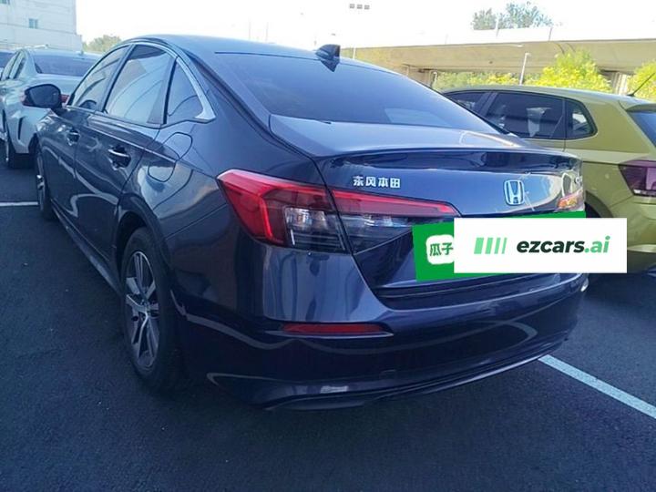 Civic 2023 240TURBO CVT photo 4