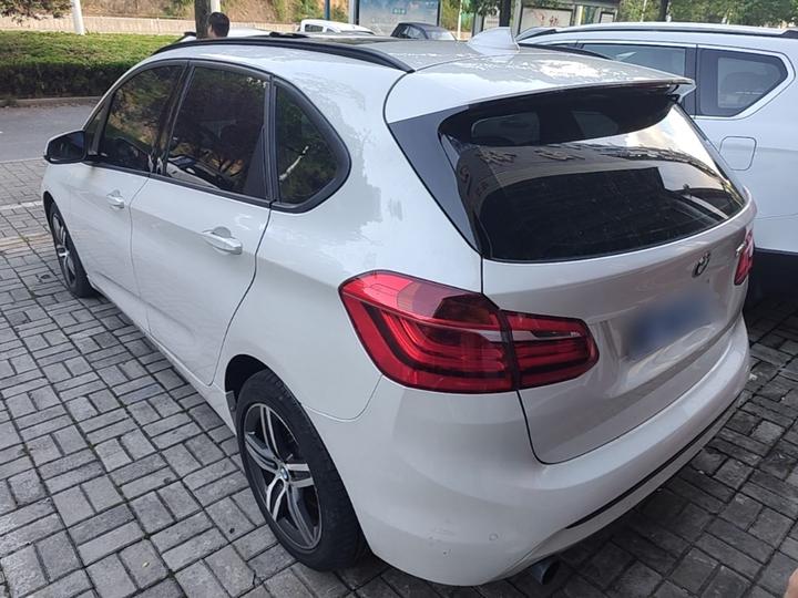 2 Series Wagon Imported 2015 218i Sport Design Package photo 4