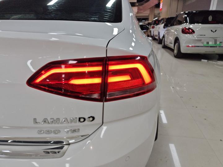 Lamando 2015 330TSI DSG Comfort photo 7
