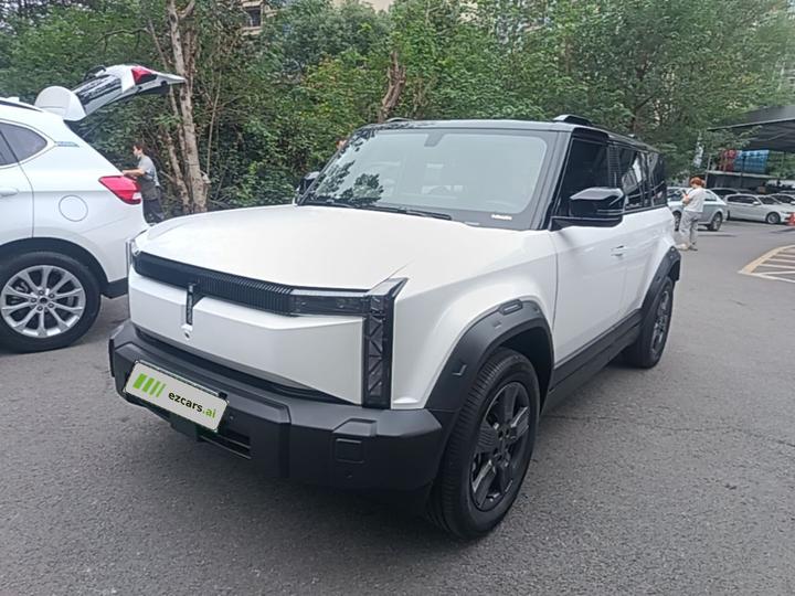 iCAR 03 2024 401km RWD Standard Advanced