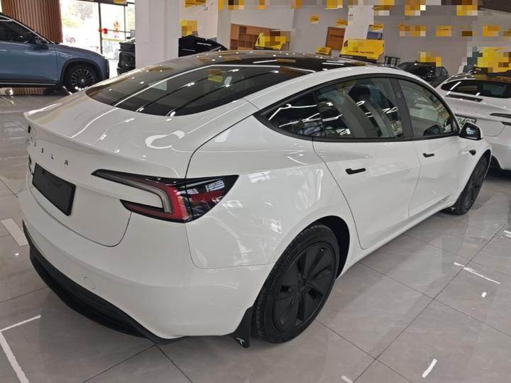 Model 3 2025 Long Range RWD photo 6