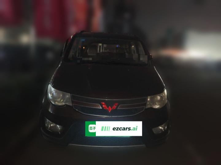 Wuling Hongguang 2013 1.2L S Comfort IV photo 2