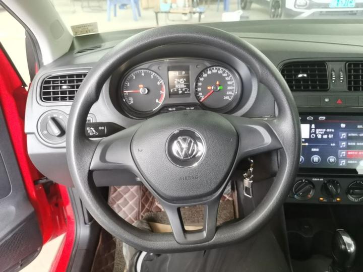 Polo 2016 1.4L AT photo 6