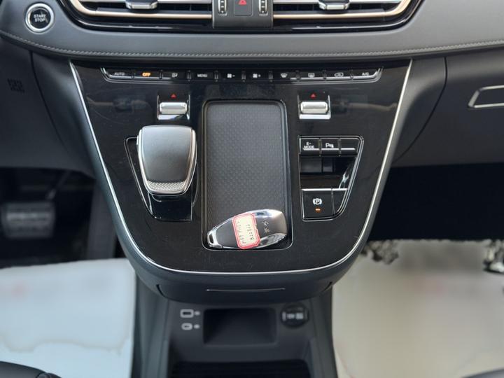 HQ9 PHEV 2024 2.0T AWD Business photo 5