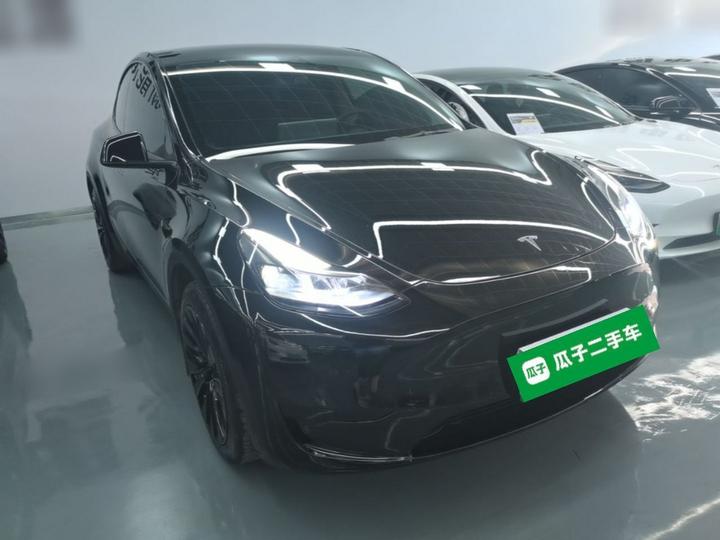 Model Y 2022 Facelift RWD photo 3