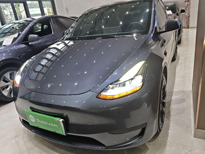 Model Y 2022 Facelift RWD photo 2