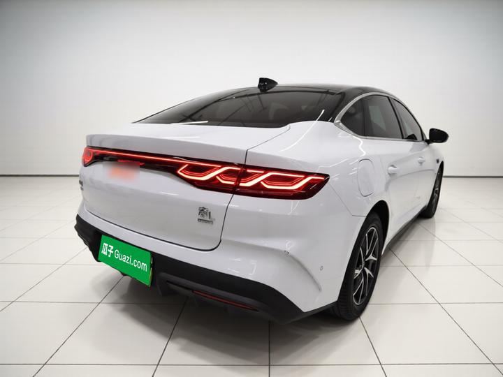 Qin L 2025 DM-i ADAS 120KM photo 6