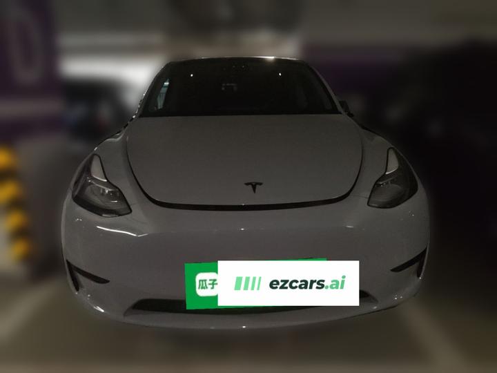 Model Y 2022 Facelift RWD photo 2