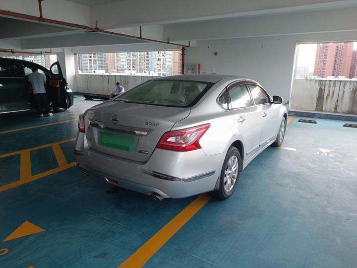 Teana 2013 2.5L XL Leading photo 4