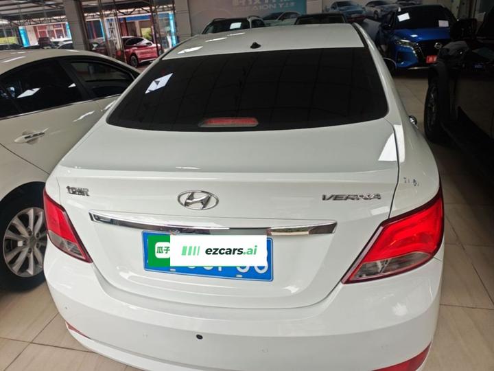 Verna 2014 1.4L AT Leading GLX photo 5