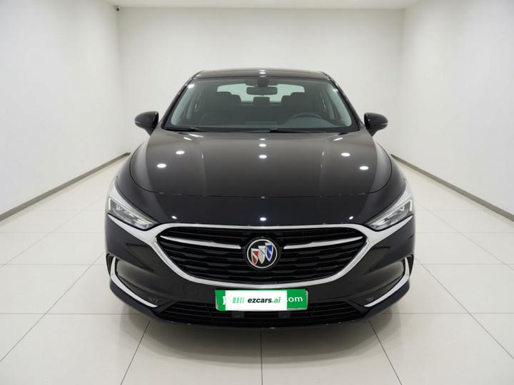 LaCrosse 2022 552T Luxury photo 2