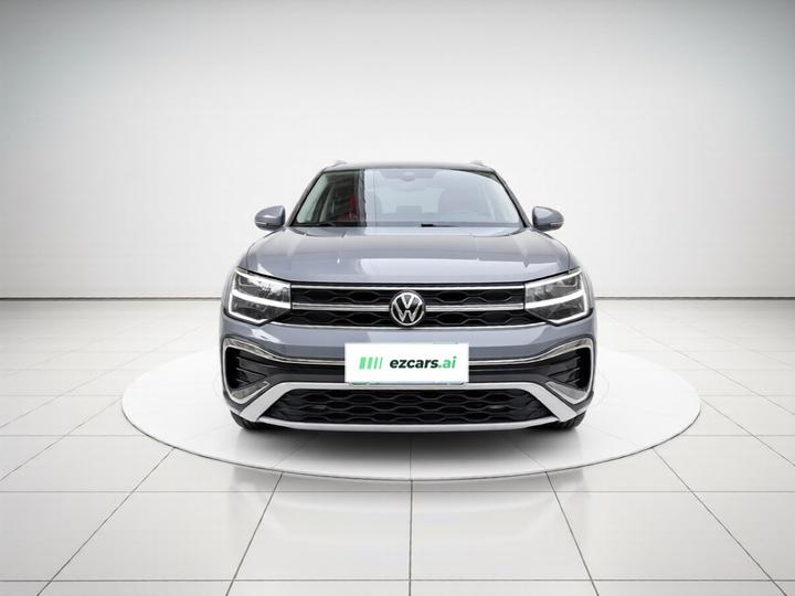 Tharu 2023 300TSI RWD photo 2
