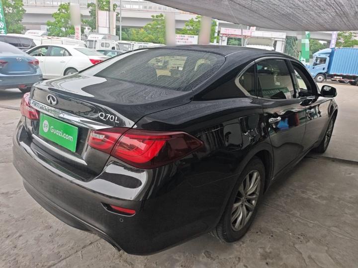 Q70 2015 Q70L 2.5L Elite photo 4