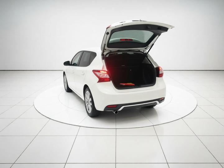 Tiida 2024 1.6L CVT photo 4
