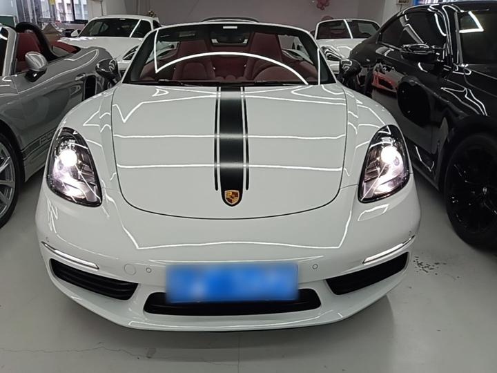 718 2022 Boxster T 2.0T photo 2