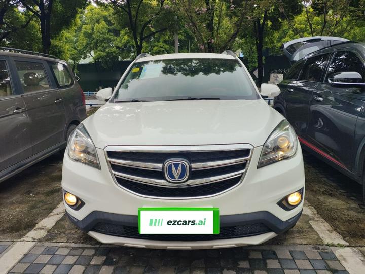 CS35 2017 1.6L AT Luxury photo 2
