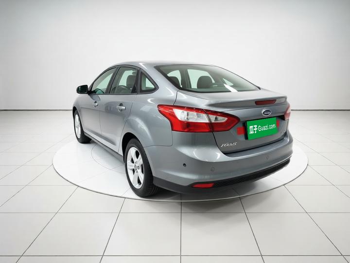 Focus 2012 Sedan 1.6L AT photo 4