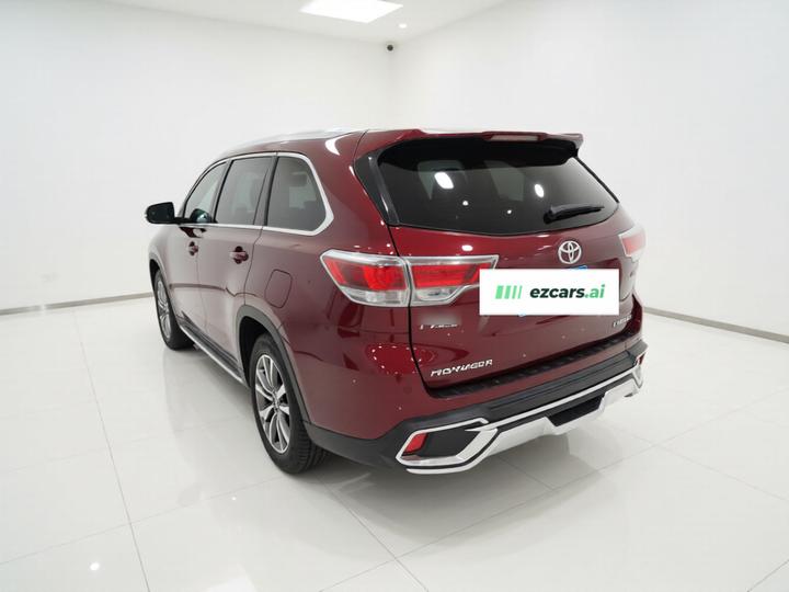 Highlander 2015 2.0T AWD Luxury 7-Seater photo 4