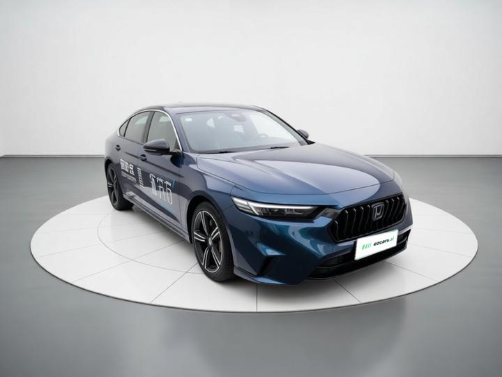 EV 2023 e:PHEV photo 3