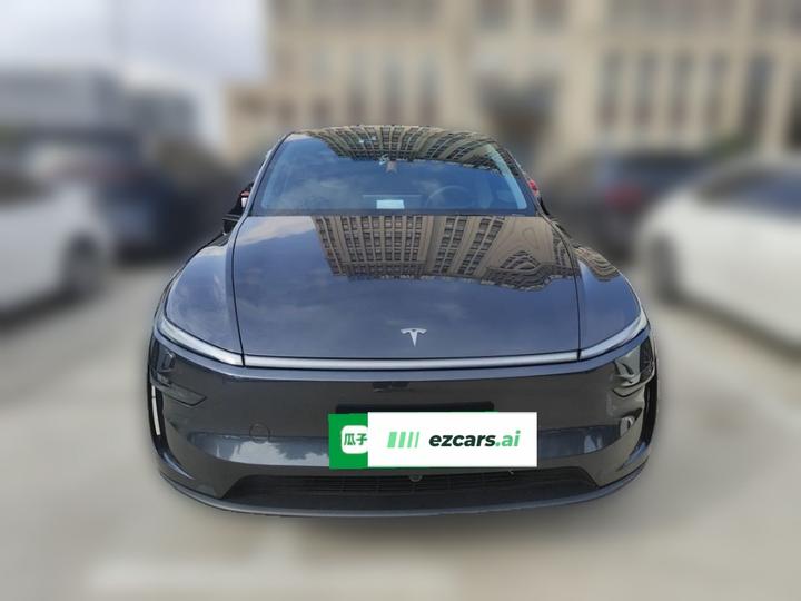 Model Y 2025 Long Range AWD photo 2