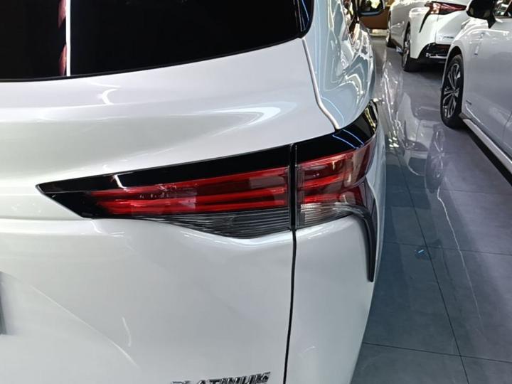 Sienna 2023 2.5L Hybrid Platinum photo 7