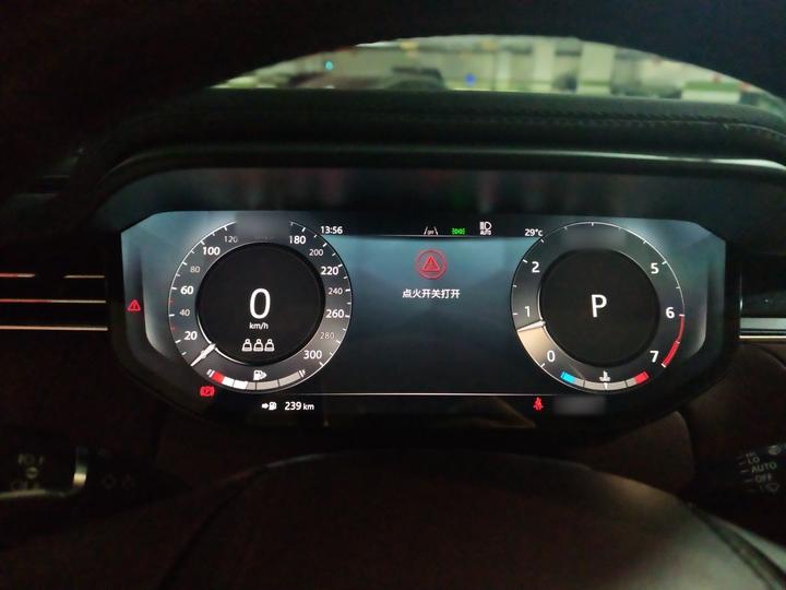Range Rover Sport 2024 400PS Dynamic SE photo 4