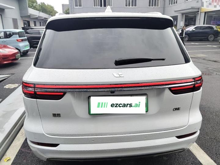 Li Auto ONE 2021 EREV 6-Seater photo 3