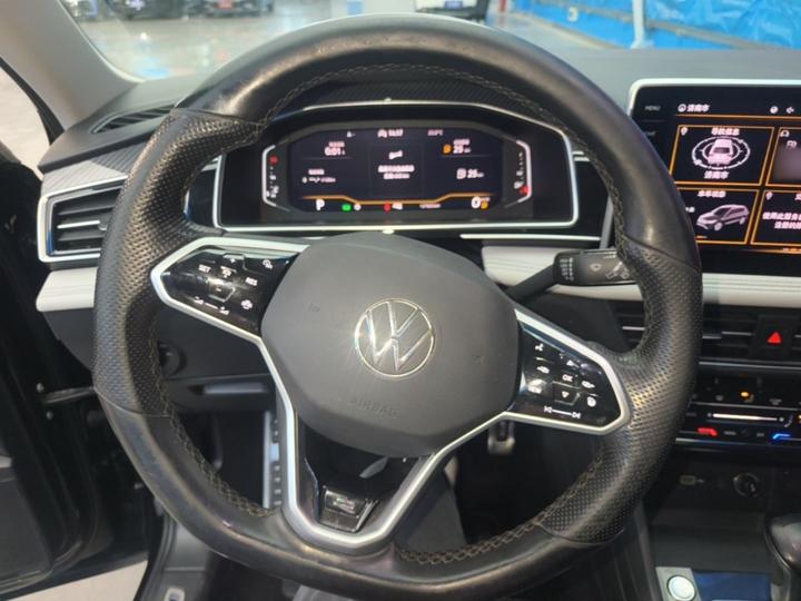 Tiguan L 2022 330TSI AT RWD R-Line photo 6