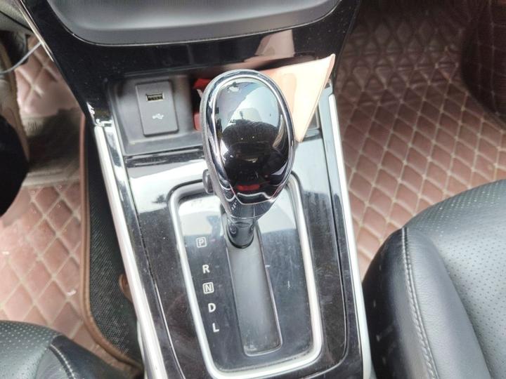 Sylphy 2019 1.6XV CVT Connected Exclusive China V photo 6