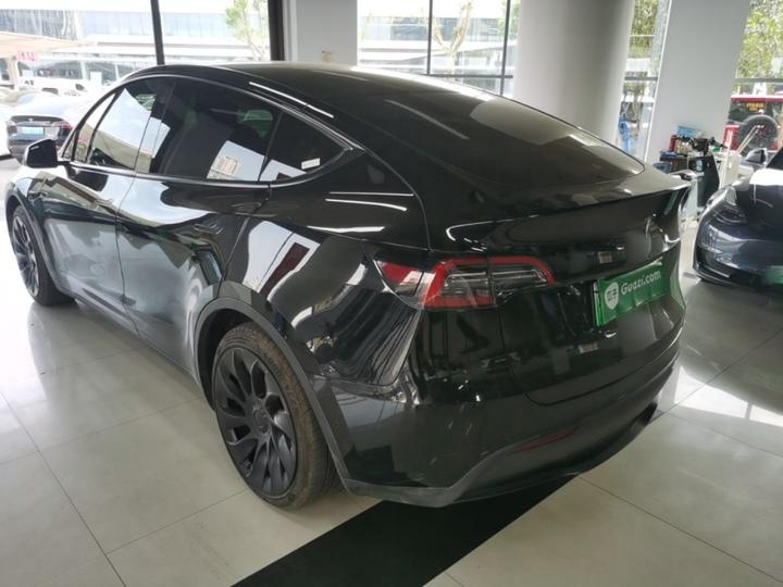 Model Y 2021 Standard Range RWD photo 4