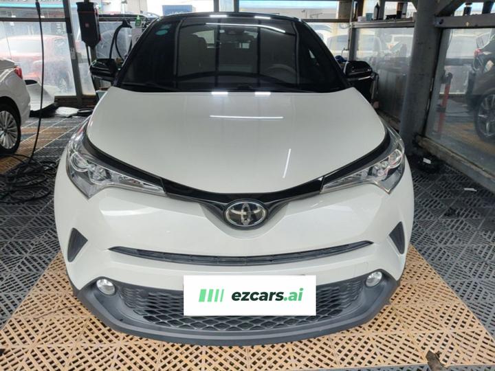 C-HR 2020 2.0L Leading photo 2