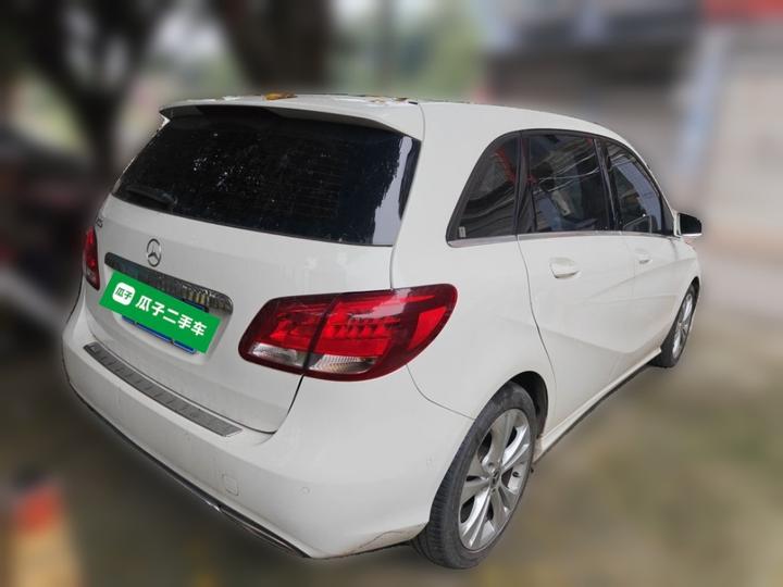 B-Class 2019 B 200 Dynamic photo 4