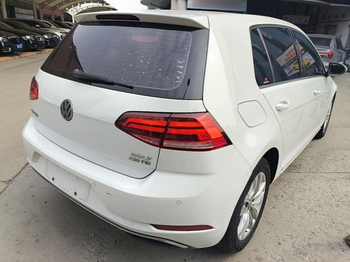 Golf 2018 230TSI AT Comfort photo 4