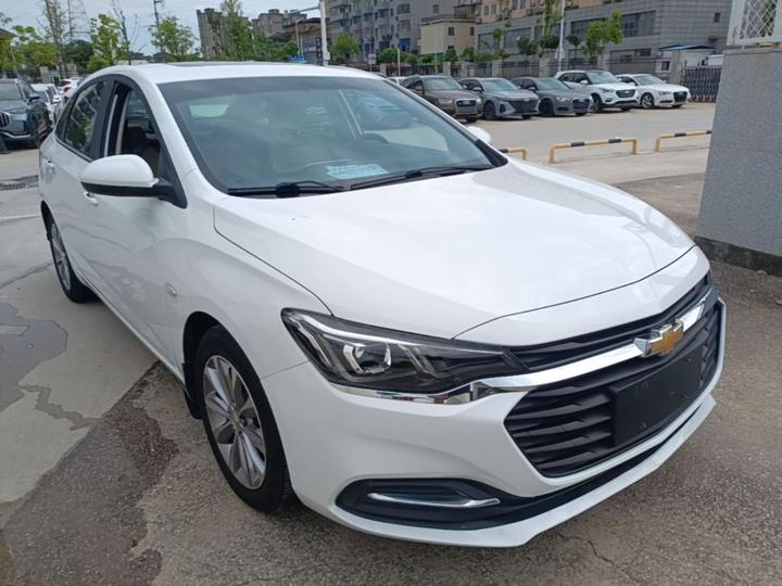 Cruze 2020 320 AT photo 3