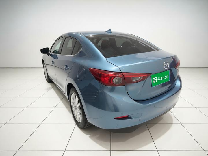 3 Axela 2017 Sedan 1.5L MT Comfort China V photo 4