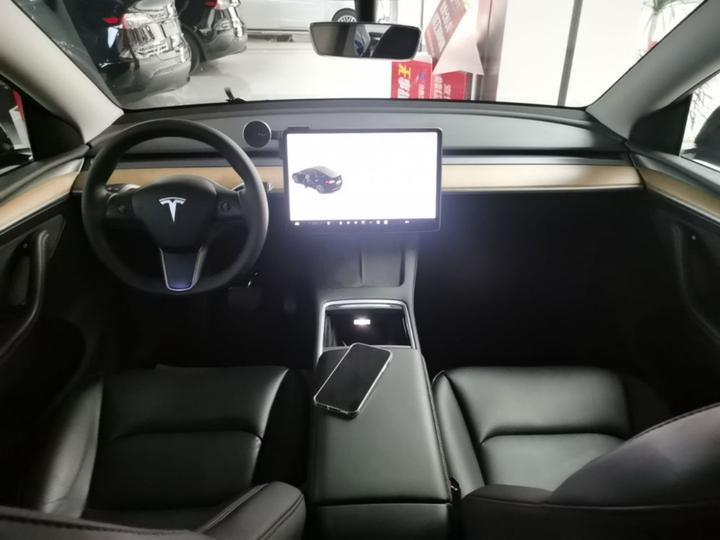 Model Y 2021 Standard Range RWD photo 5