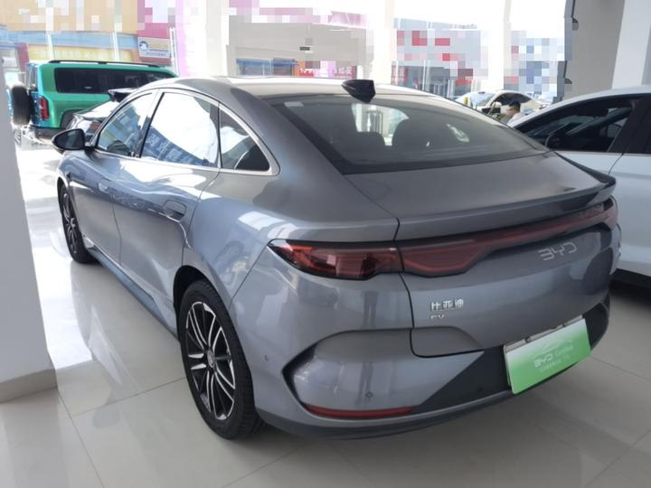 Qin L 2025 EV 545KM Excellence photo 4