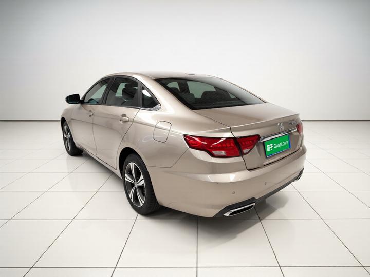 Emgrand GL 2018 1.8L DCT Elite Connected photo 4