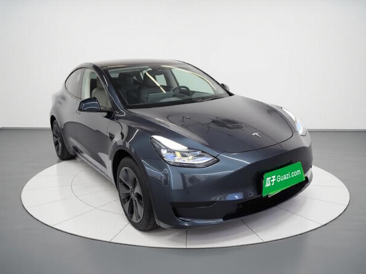 Model Y 2023 RWD photo 3