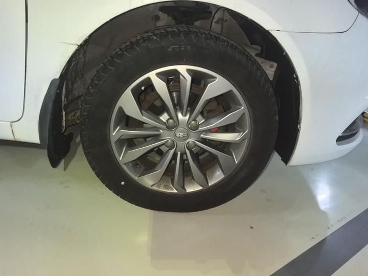 Vision 2017 1.5L AT photo 8